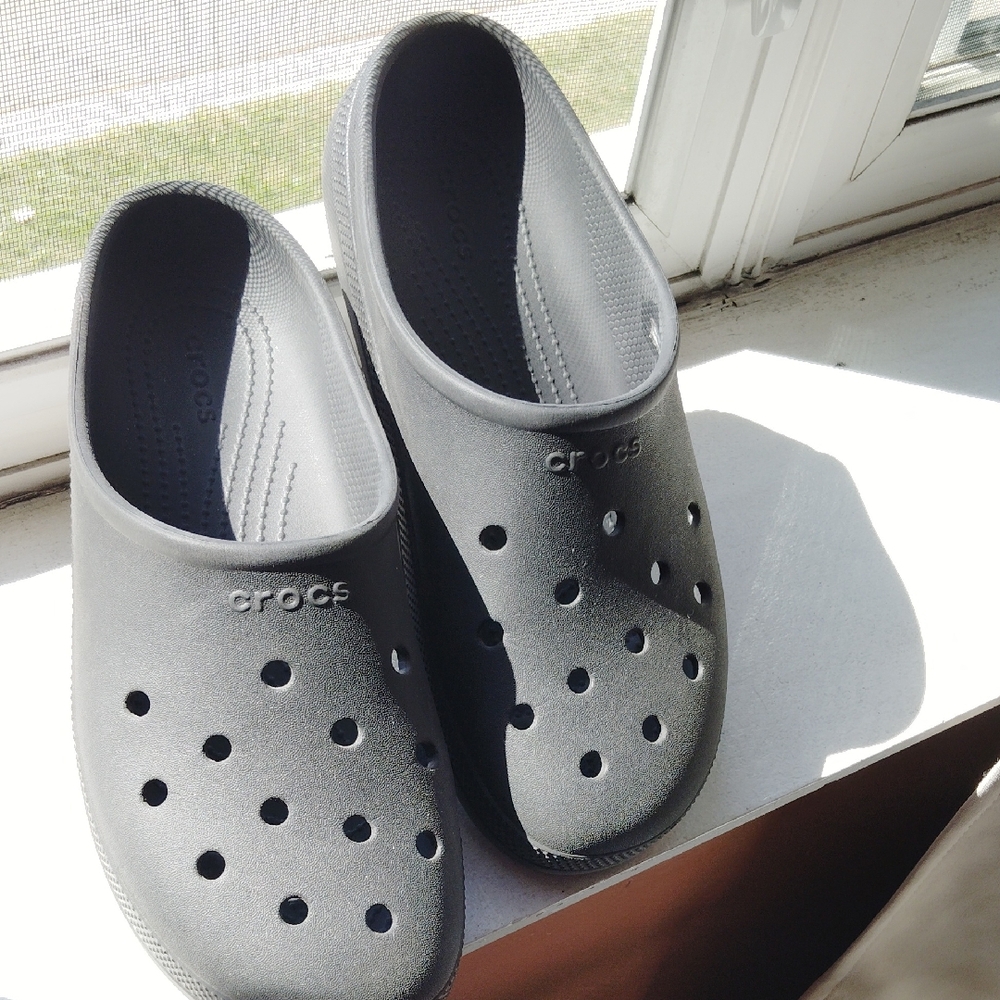 Black CROCS Classic Slate Clogs